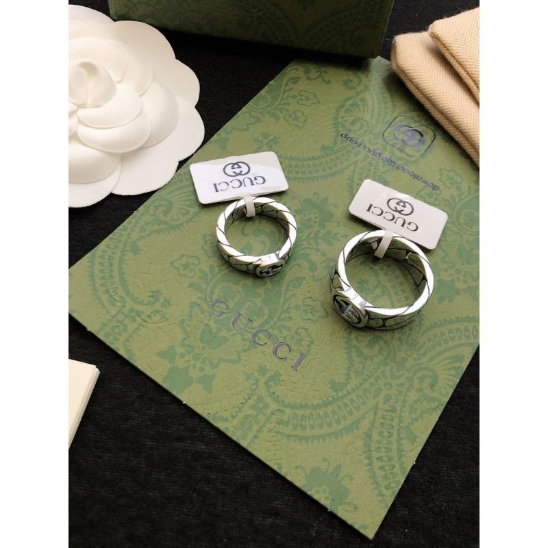 G*u*i rings